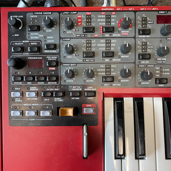 Used Nord Lead 4 Synthesizer – Woodsy's Music