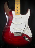 Vintage Fender ST-54 EX MIJ Stratocaster 1993-1994 - Crimson Foto Flame